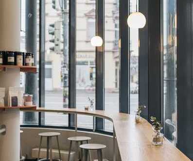 Café / Bäckerei/ Patisserie in Heidelberg direkt an Neckar