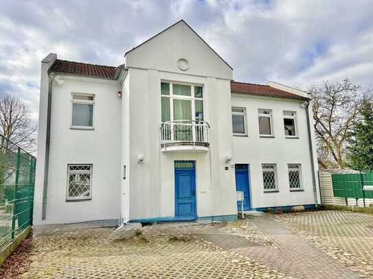 HORN IMMOBILIEN++ Neubrandenburg Jahnviertel, -MIETANGEBOT- renovierte 3-Raumwohnung mit Balkon, Ste