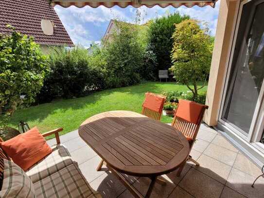 Sonnige 4-Zimmerwohnung mit Garten und 30 qm Keller / HWR in Hettstadt