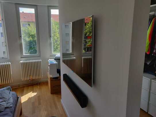 4-Zimmer-Altbau-Wohnung - kernsaniert mit luxuriöser Innenausstattung