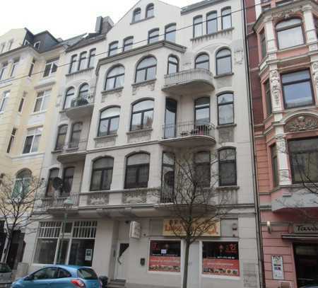 Altbau-Wohnung im Quartier *Alte Bürger* Studenten-/Familien-Wohnung, 5 ZKB, WC, Balkon