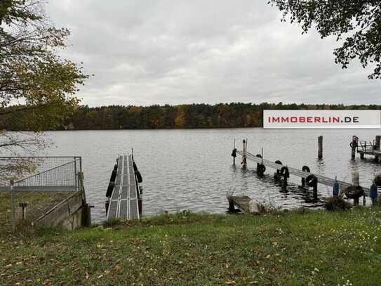 IMMOBERLIN.DE – Wassergrundstück! Exzellentes teilbares Bauland in idyllischer Seelage am Großen Zug