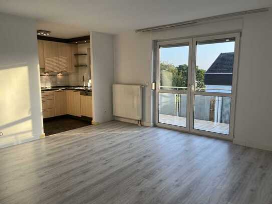 4-Zimmer-Maisonette Wohnung mit Balkon und Einbauküche in Durmersheim