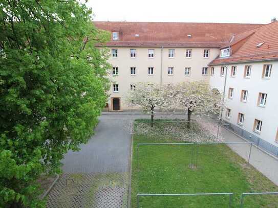 Platz für dein Auto – Stellplatz in Merseburg!