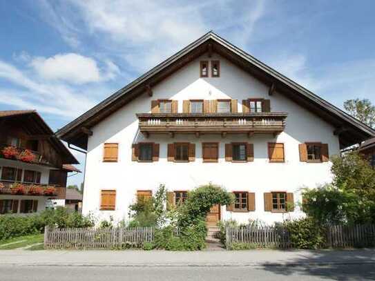 Großzügige Dachgeschosswohnung in Eberfing