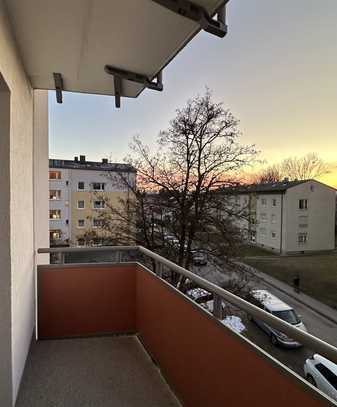 4-Zimmer-Familienwohnung mit Balkon