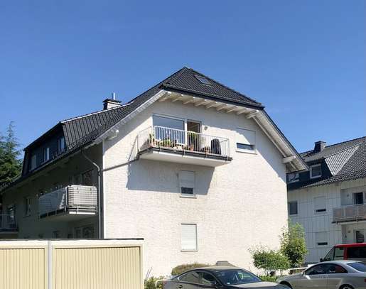 Gut geschnittene 3-Zimmer-DG-Wohnung mit Balkon in Brilons Innenstadtlage