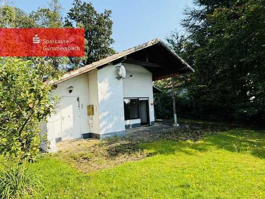 Wochenendhaus in ländlicher Siedlung - Nutzungsänderung scheint möglich!