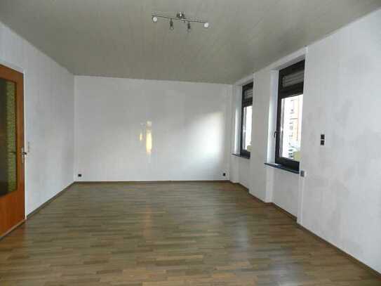 Erdgeschosswohnung in Neuwied zu vermieten.