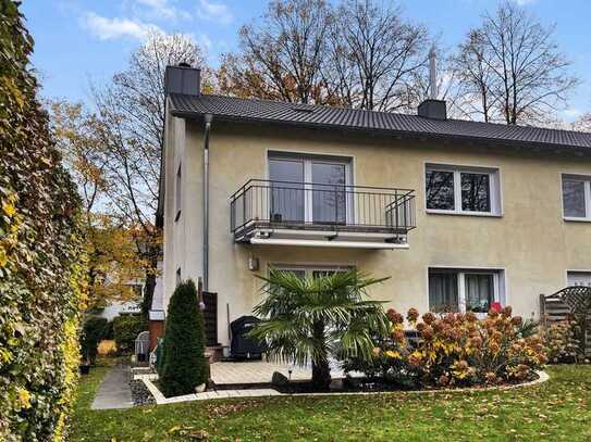 Lichtdurchflutete 3-Raum-Wohnung mit Sonnenbalkon in Bonn Venusberg