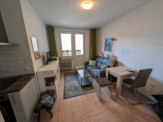 + Pempelfort + zentrale Lage + 2-Zimmerwohnung + 3. OG + ca. 45 m² Wohnfläche +