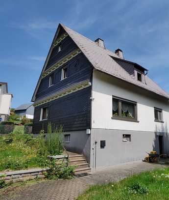 Günstiges 5-Raum-Haus in Angelburg mit großem Grundstück