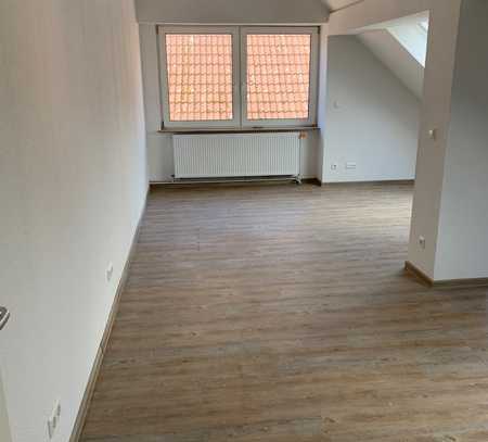 Schöne 1 - Zimmerwohnung in Devese!