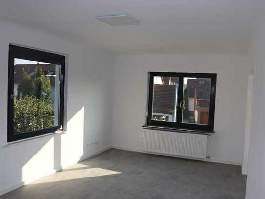 Helle 3,5-Zimmer-Wohnung mit Balkon und EBK in Pleidelsheim