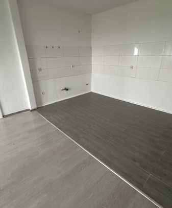 * Frisch Renovierte, Große 3,5 Zimmer Wohnung in Herne*