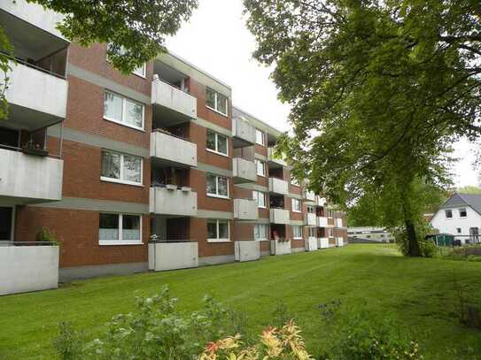 Moderne 3-Zimmer-Wohnung mit Balkon in Neumünster