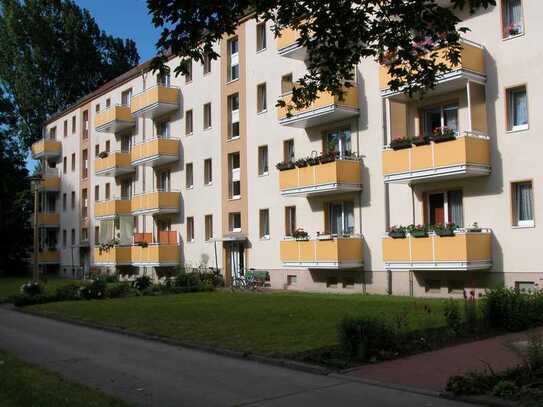 2-Raumwohnung mit Balkon im Erdgeschoss