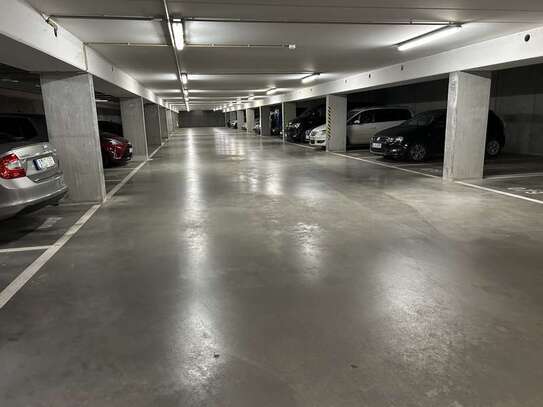 Tiefgaragenstellplatz, Pauschalpreis ohne Nebenkosten, Nähe S-Bhf. Landsberger Allee