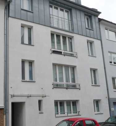 LINDENTHAL! Schicke Dachgeschoss-Wohnung mit schöner Terrasse