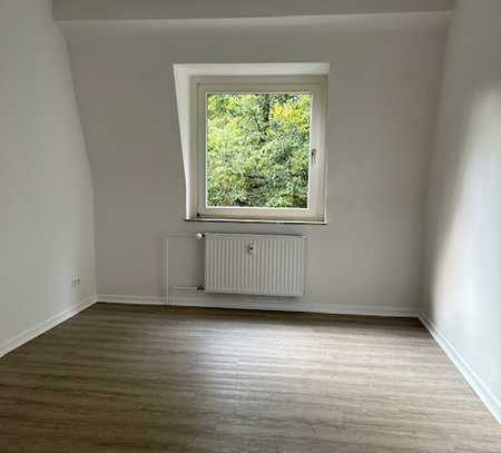 3-Zimmer-Wohnung mit Tageslichtbad in Frohnhausen