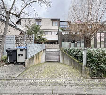 Tiefgaragenstellplatz in gepflegter 8 WEG