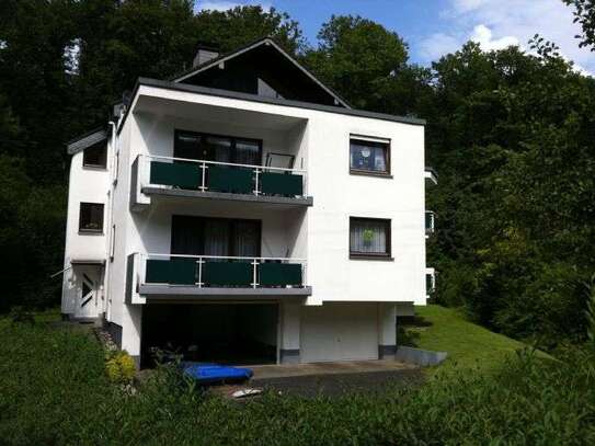 3 ZKB Wohnung in 57080 Siegen-Eiserfeld, 2. OG links, mit Balkon ab 01.04.2025