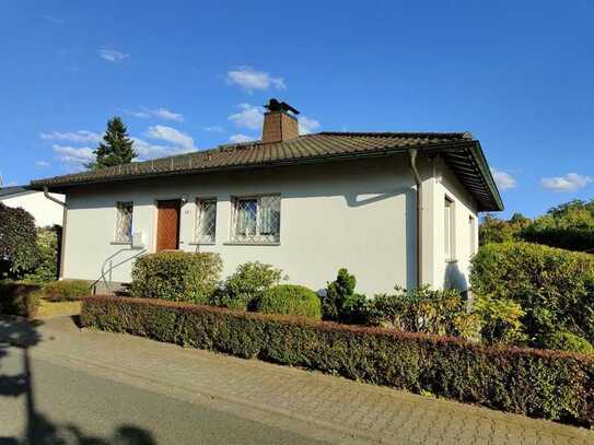 Freistehender Einfamilienbungalow in Bestlage von Taunusstein-Hahn