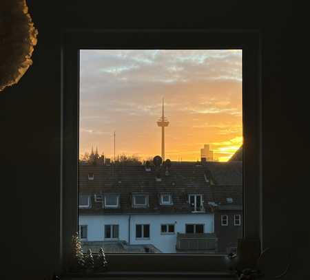 Nur für Studenten und Azubis ! WG Zimmer ab sofort ! Mit Domblick