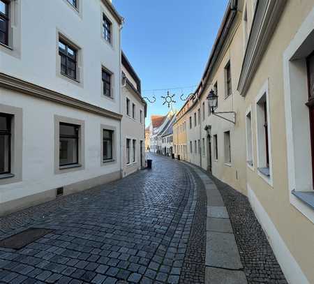 Frisch renoviertes 3-Raum-Büro
nähe Markt und Schloss Hartenfels