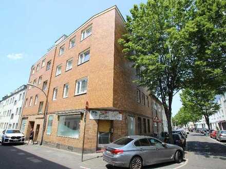 Wohn-u.Geschäftshaus Köln 6 Wohnungen 436m² Wfl+262m² Gewerbe Miete 95.000 Eur