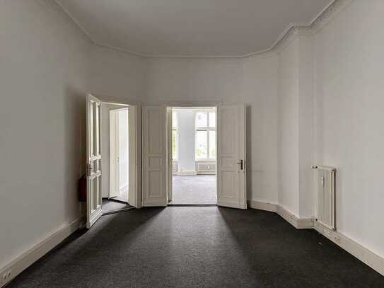 großzügig aufgeteilte Büroetagen 190 - 560 m², Altbau in Top Lage von Berlin Schöneberg /Tiergarten