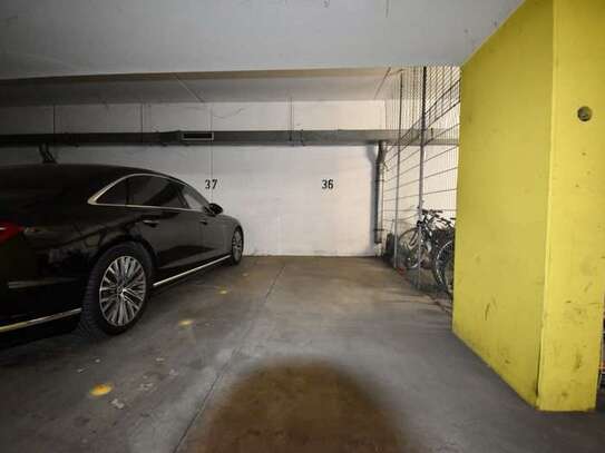 Tiefgaragenstellplatz zu vermieten in Nürnberg Muggenhof