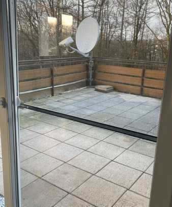 Ansprechende und gepflegte 3-Raum-Terrassenwohnung mit Balkon und EBK in Remscheid