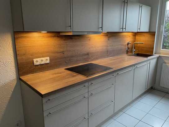 Gepflegte 4-Zimmer-Wohnung mit Balkon und Einbauküche in Burgdorf