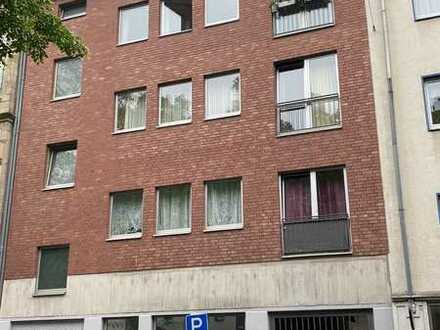 Großzügige 3 Zimmerwohnung mit Balkon in bester Lage im Belgischen Viertel