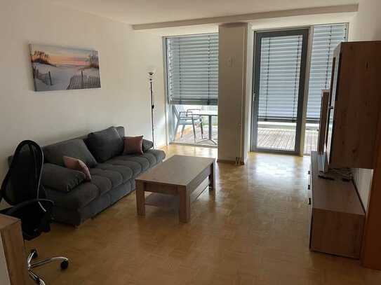 Geschmackvolle Wohnung MÖBLIERT mit zwei Zimmern in Stuttgart