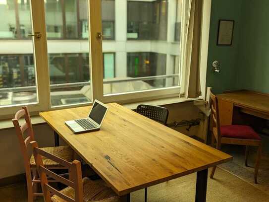 Tolles Einzelbüro in Toplage liebevoll eingerichtet