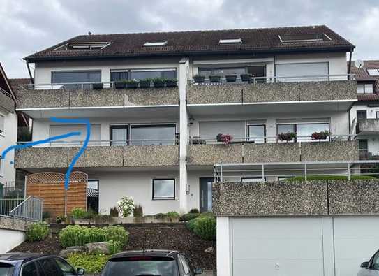 Gepflegte zwei - Zimmer - Dachgeschoss mit Freiblick auf die Schwäbische Alb