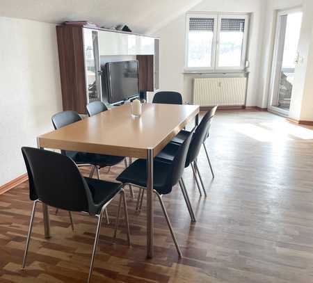 Familientraumwohnung mit Kamin und Balkon