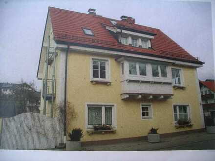 Behagliche Wohnung mit vier Zimmern und Balkon in Herrsching-Breitbrunn