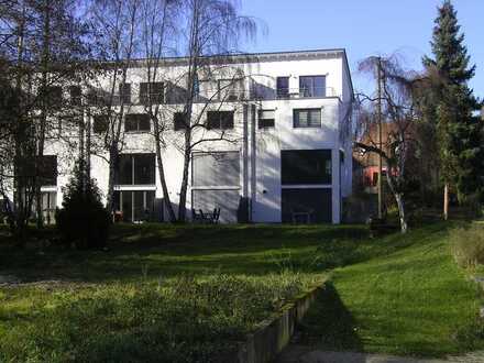 Exklusives Reihenhaus mit großzügigen Grundrissen und großem Garten