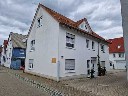 2-Familienhaus in Leopoldshafen zu verkaufen