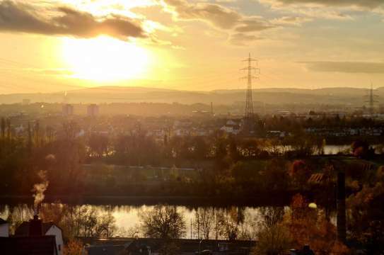 modernisierte sonnenverwöhnte Wohnung mit bestem Blick in Vallendar