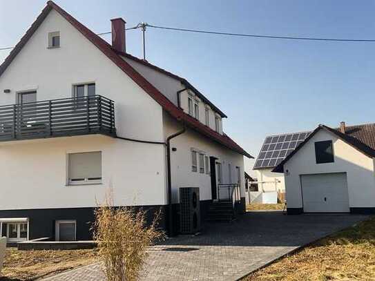 Neuwertige 5-Zimmer-Wohnung mit Balkon in Rottenburg