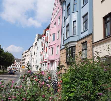 Seltene Gelegenheit / ohne Provision: Mehrfamilienhaus in bester Wohnlage in Düsseldorf