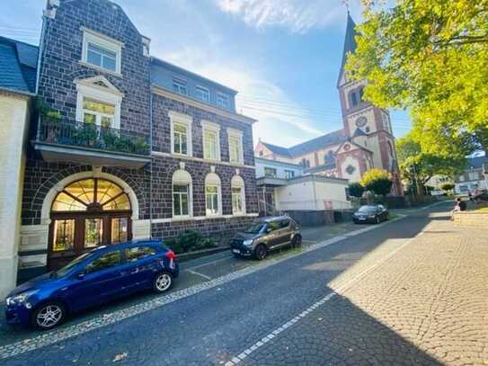 Ruhige Maisonettewohnung mit Terrasse im Innenhof – Wohnen auf zwei Ebenen in Bassenheim