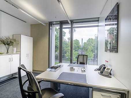 Flexible Arbeitsplätze und Büroräume in Top-Adresse - All-in-Miete
