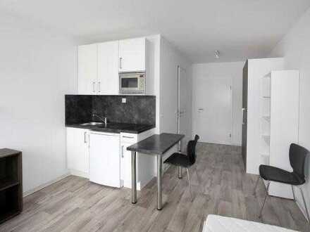 Neuwertige Wohnung mit einem Zimmer und Einbauküche in Landau