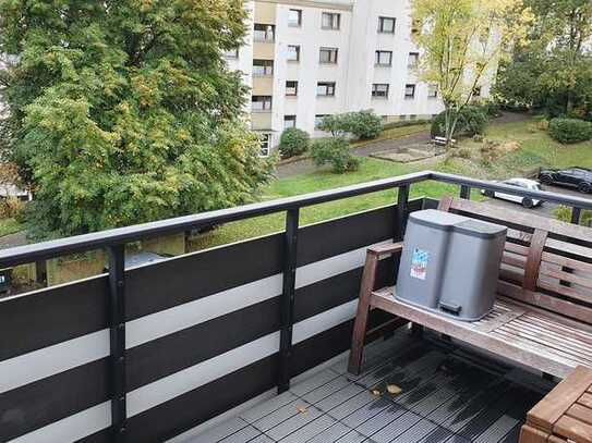 Sehr schöne 2-Zimmer-Dachgeschosswohnung mit Balkon in Lüdenscheid