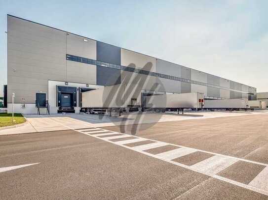 SCHNELL VERFÜGBAR ✓ 24/7 ✓ RAMPE + EBEN ✓ Lager-/Logistik (8.000 m²) & Büro (200-1.000 m²)